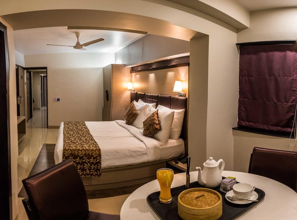 Hotel Oriental Aster - Mumbai International Airport Exterior foto