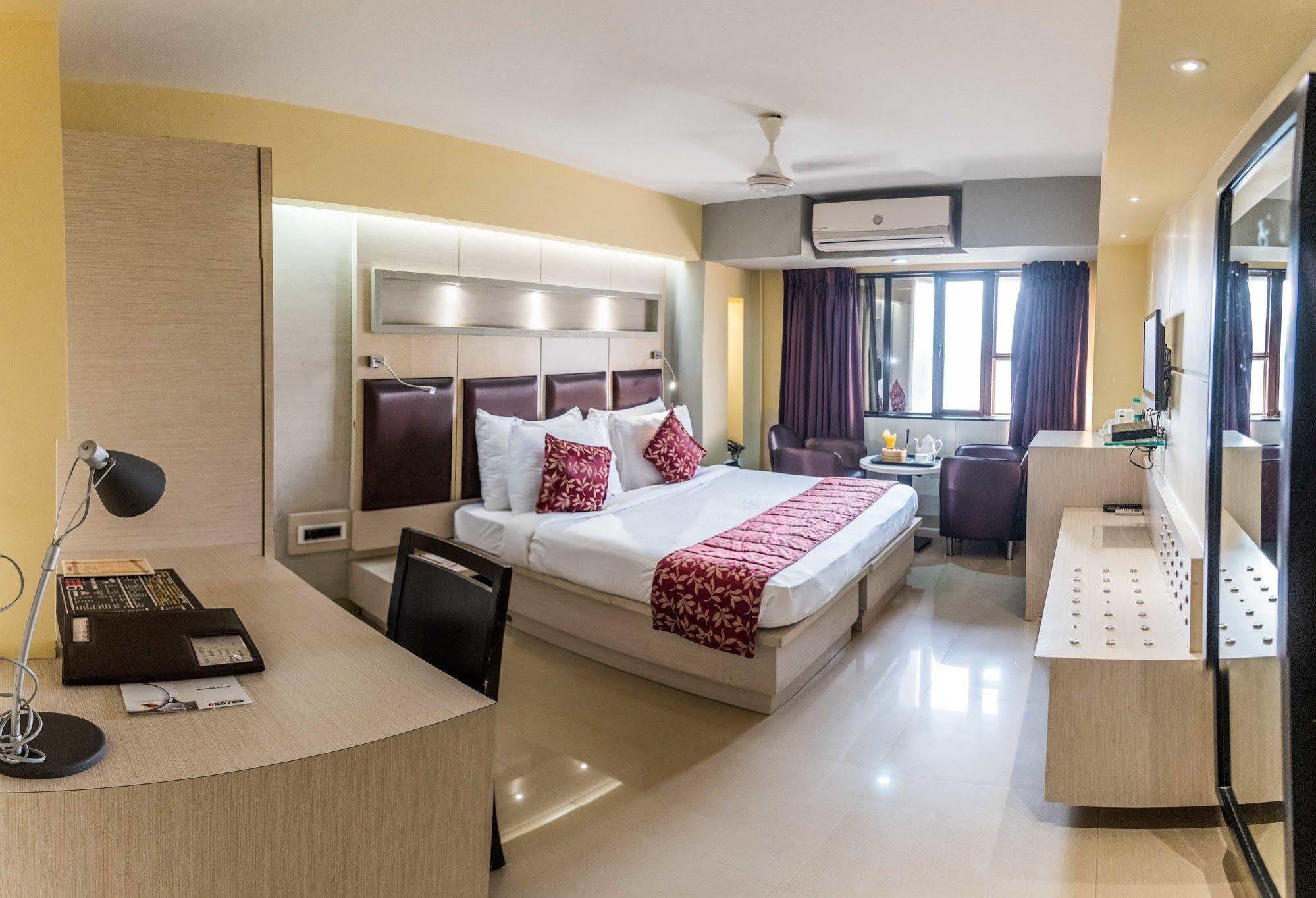 Hotel Oriental Aster - Mumbai International Airport Exterior foto