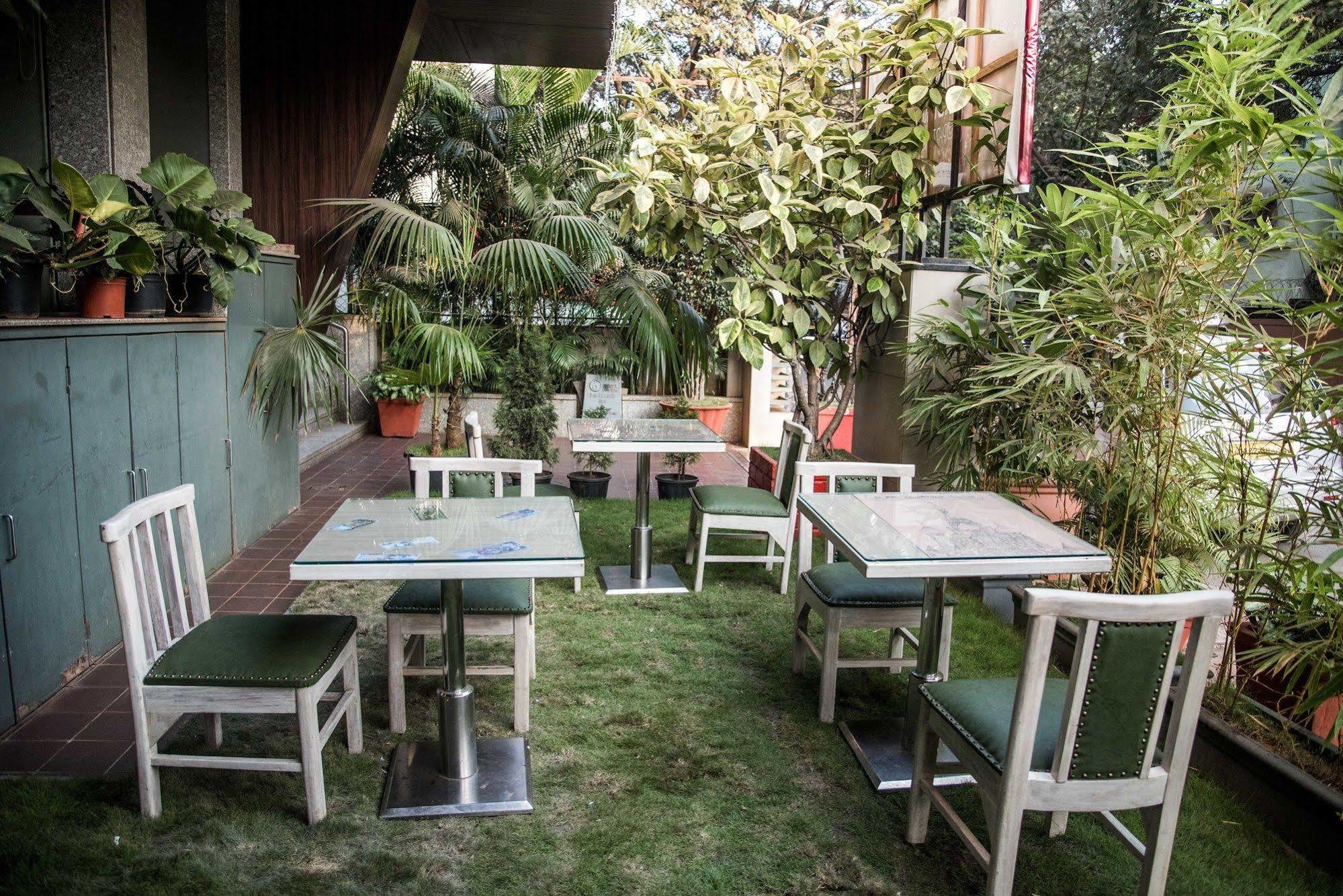 Hotel Oriental Aster - Mumbai International Airport Exterior foto